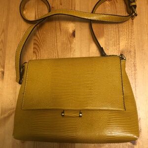 Olsen leather purse